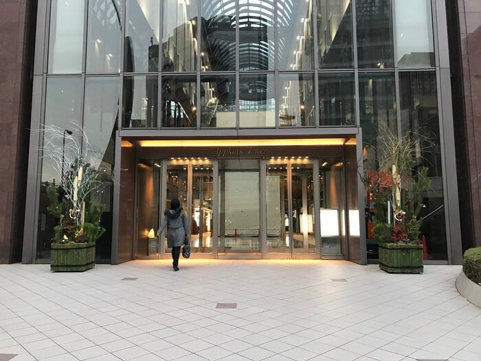 ホテルエントランス 門松