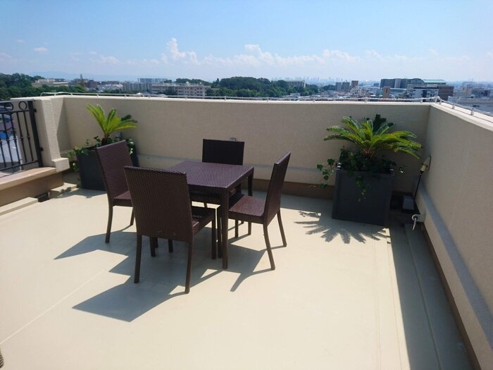 大阪府内レジデンス 屋上植栽1