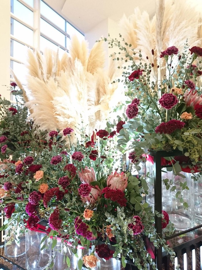 西宮市内商業施設 シックなボタニカル風〜秋装飾2