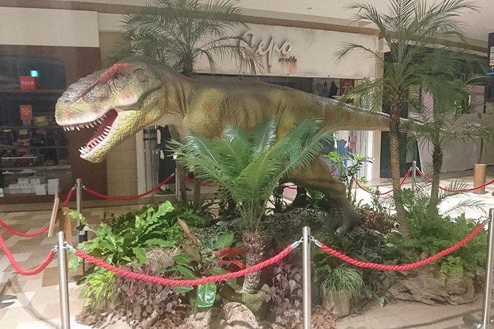 尼崎市内 商業施設 グリーン装飾